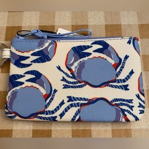 Vera Bradley Feeling Crabby Zip ID Case - crabs- blue red white